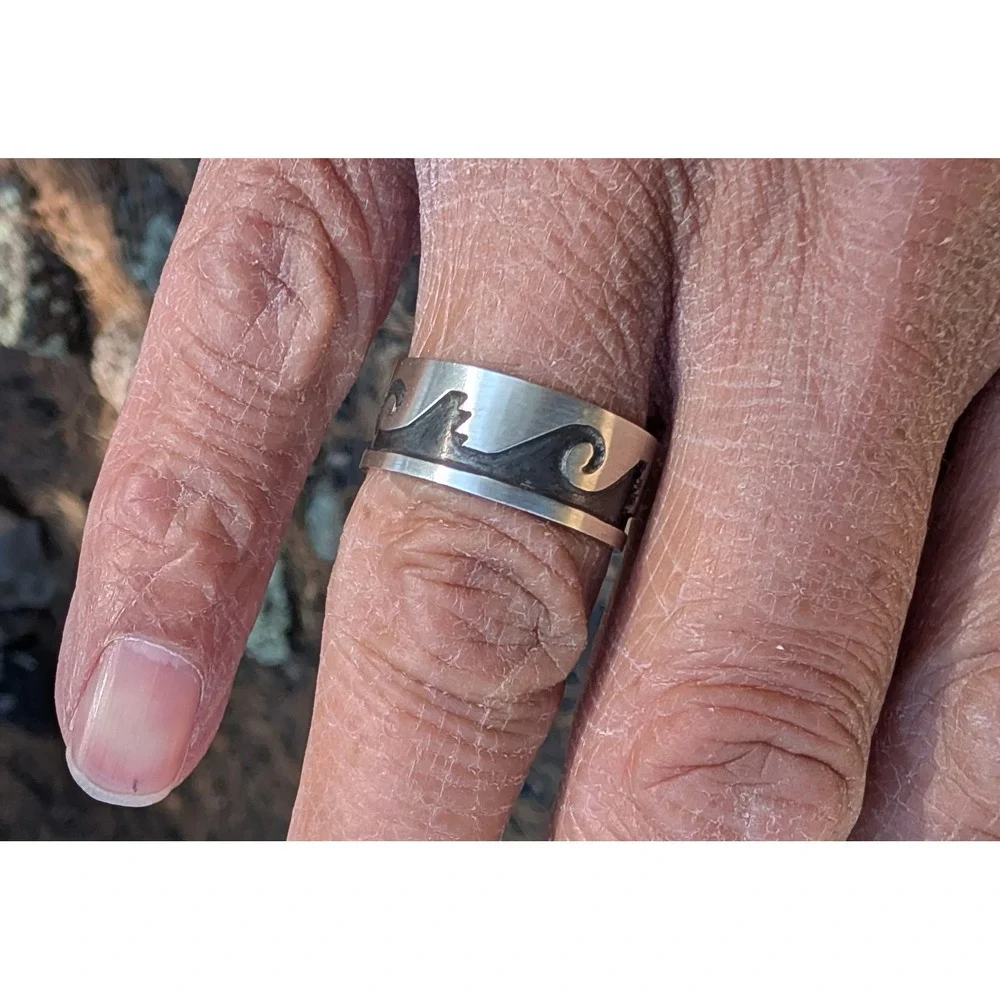 Navajo Sterling Silver Eternal Waves Band Ring Overlay Tribal Design Size 11 ***